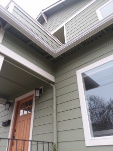 Experienced Bellevue gutter cleaners in WA near 98004