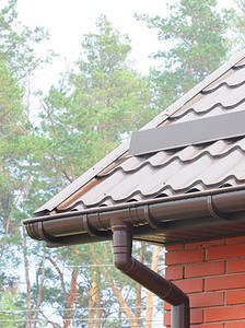 Best Bellevue gutters in WA near 98004