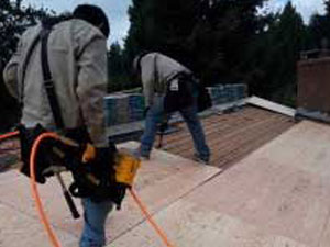 Top quality Kirkland roof repair in WA near 98033