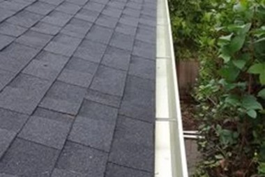 Certified Woodinville roofing technicians in WA near 98072